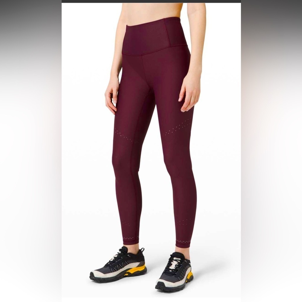 LULULEMON ZONE IN TIGHT 27” Leggings burgundy  size 4 reflective running cassis